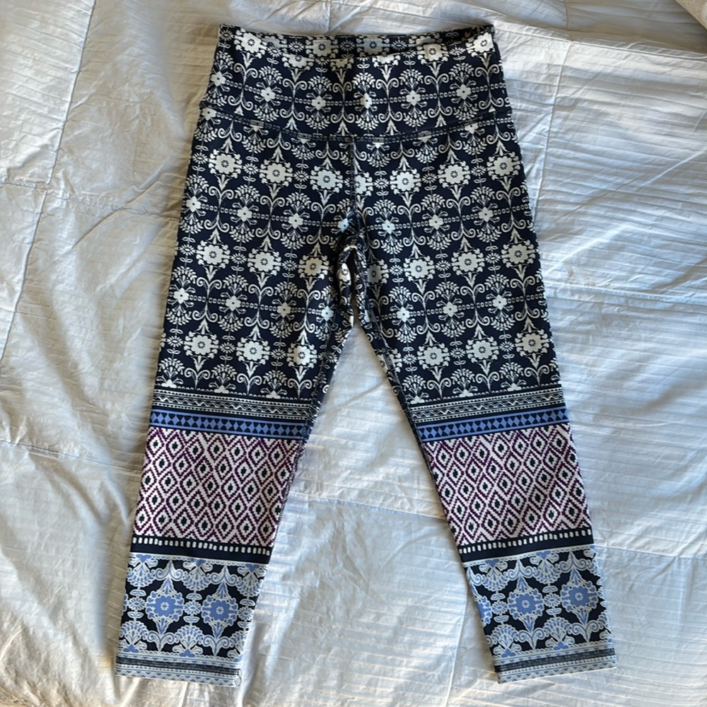 Anthropologie Yoga Capri Legging by Pure and Good, Size XS